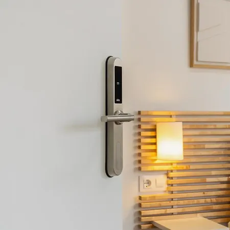 Livinn House - Self Check In * L’Hospitalet de Llobregat