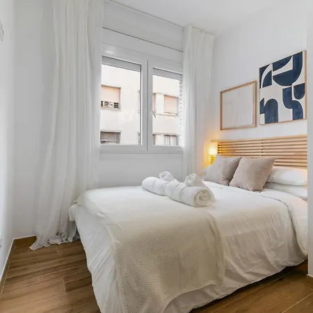 Hotel Livinn House - Self Check In L'Hospitalet de Llobregat