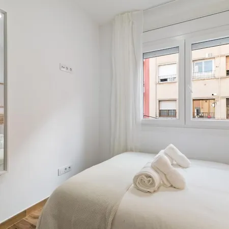 Livinn House - Self Check In L'Hospitalet de Llobregat