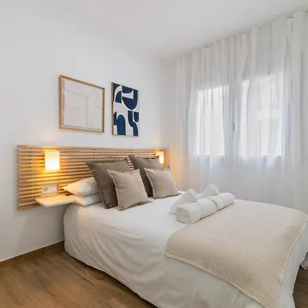 Livinn House - Self Check In Hotel L'Hospitalet de Llobregat